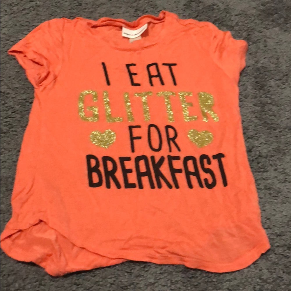 Tee shirt
